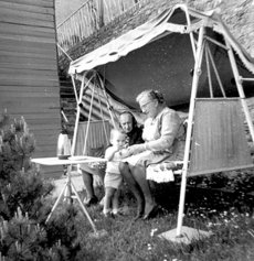 Thomas_Schoen_mit_Uroma__und_Oma-Marie