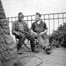 Otto Hormel und Herbert Leidolf auf der Dianaburg