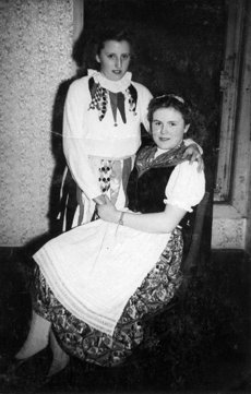 Edeltraud Schweitzer und Marianne Rupp