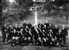 Mitglieder des mittlerweile aufgelösten Gesangsvereins Liederkranz Holzhausen 1899 e. V.