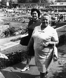 Erna_Hormel_und Auguste_Allmenroeder