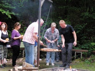Feiern am Grillpatz, Holzhausen