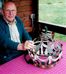 Willi Schäfer mit Totenkrone