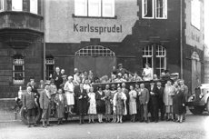 Ausflug im Capriobus1958 zum Karlssprudel