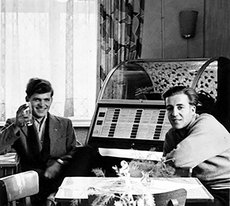 V. li.: J. Konetschny, G. Hormel