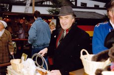 Drehorgelspieler auf dem Nikolausmarkt