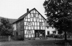 Linkersch Haus in der Bachstraße später Fam.Schwontkowski