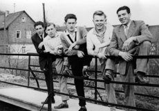 V. re.: O. Hormel, W. Bruhne, W. Schmidt, J. Schön, G. Hormel