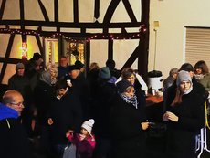 Lebendiger Adventskalender am Alten Haus 2024