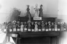 Handpuppen, von Schulkindern gebastelt