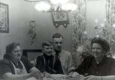 Familie Lößner an Weihnachten